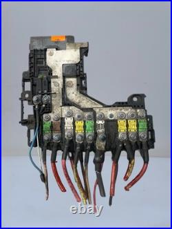 09-16 Citroen C4 Battery Fuse Box Module Power Distribution Unit 9805119280 G04 09-16 Citroen C4 Battery Fuse Box Module Power Distribution Unit 9805119280 G04