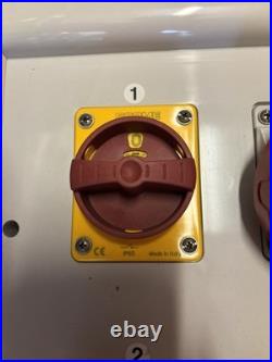 100A 415V 3 Phase Distribution Board Combination Unit Site Power Switchboard