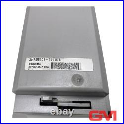 ABB Power Distribution Unit 3HAB8101-19 Drive System DSQC545A Slightly Damaged