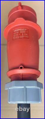 APC AP7856 6x C13 12x C19 32A 3-phase Metered Rack Power Distribution Unit PDU