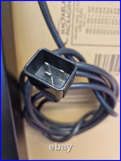 APC Basic Rack PDU AP7552 Vertical 0U Rack Power Distribution Unit