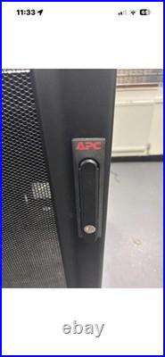 APC NetShelter SX 42U Black Server Rack Enclosure 19inch, 600W, 1070d, 1990h