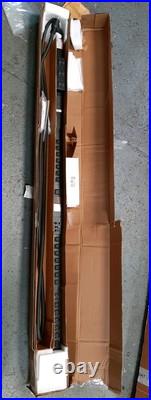 APC RACK Power Distribution Unit, ap8965x633, 208V 16A Per Bank, 24A per Phase