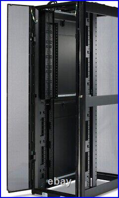 APC Rack PDU, Basic, Zero U, 22kW, 400V, (6) C19 & (3) C13 AP7555A