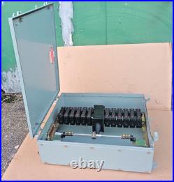 GE Power Controls RS88 660V 32A RED SPOT Fuse Box Board Distribution Unit