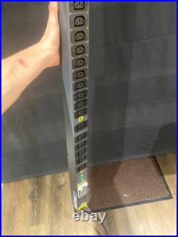 OLSON PDU 16x 10A IEC 60320 C13 / 6x 16A IEC 60320 C19 Circuit Breaker 32A Plug