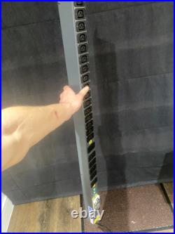 OLSON PDU 16x 10A IEC 60320 C13 / 6x 16A IEC 60320 C19 Circuit Breaker 32A Plug