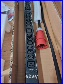 Raritan Power Distribution Unit PX2 1966 PDU 3 Phase 42 Outlet