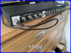 Shure Ua844 Uhf Antenna/power Distribution Unit Shure Ua844 Uhf Antenna/power Distribution Unit